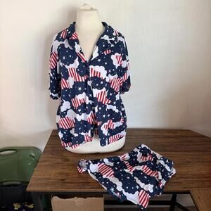 Two-Piece Lounge Set with Patriotic Cloud Pattern, Size XL